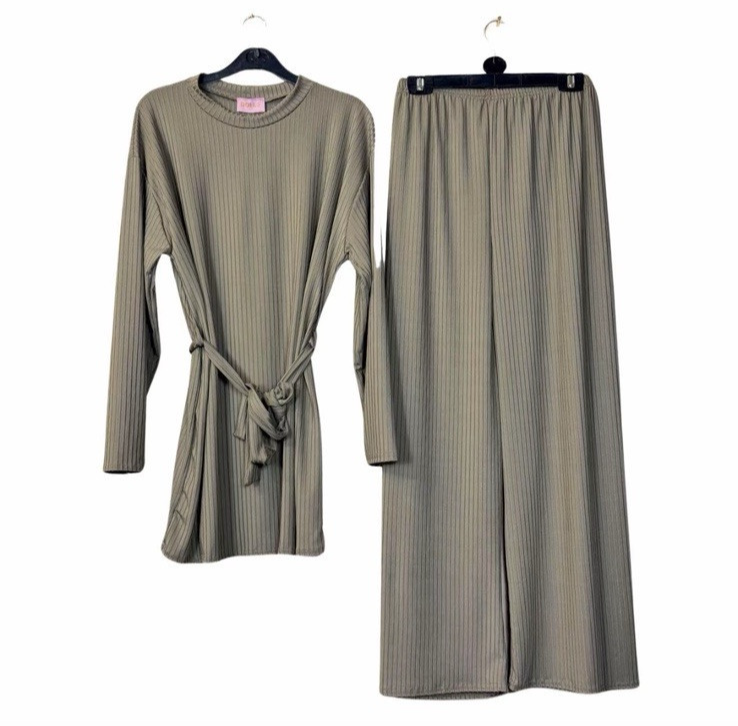 Womens Co-ord Set | 2 Piece Pleated Outfit With Belt | Short Length Top